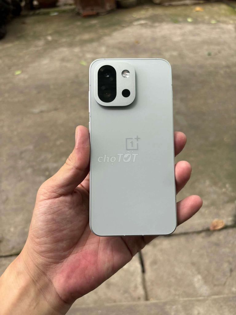 OnePlus 13T trắng đẹp keng 12/256. Mua bán Điện thoại tại Quận Ninh Kiều Cần Thơ được đăng bởi Trầm hình 1