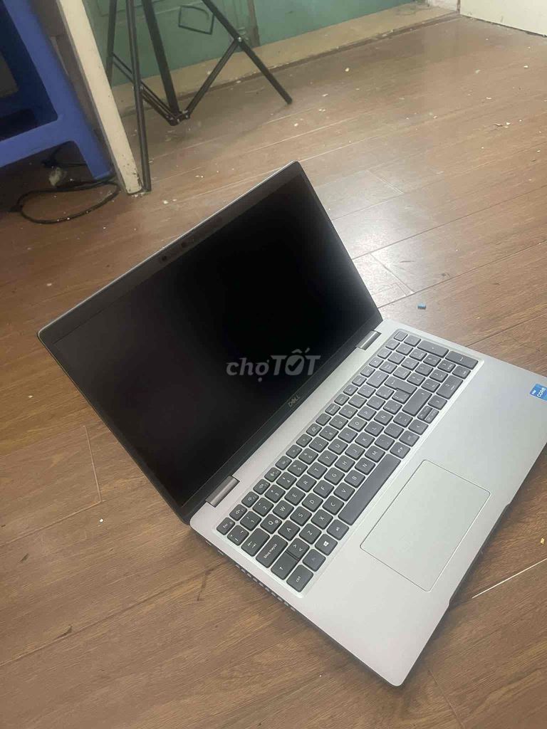 Dell 5520 i5 th11/8/256/15:6 giá có sạc. Mua bán Laptop tại Quận Hà Đông Hà Nội được đăng bởi Nguyễn Ngọc Bách hình 1