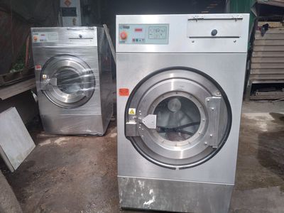 Giặt công nghiệp. Mua bán Máy giặt tại Huyện Bình Chánh Tp Hồ Chí Minh được đăng bởi Quoc bao