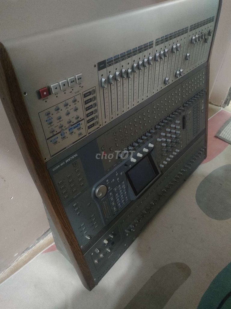 Mixer Tascam Dm4800 ( bị treo màn hình). Mua bán Tivi, Âm thanh tại Huyện Châu Đức Bà Rịa - Vũng Tàu được đăng bởi SOH Studio hình 1
