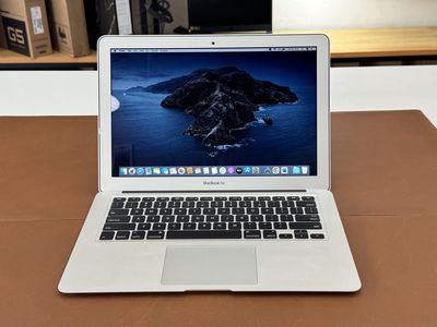 MacBook Air 2017 Nhỏ Gọn, Văn Phòng Mượt Mà