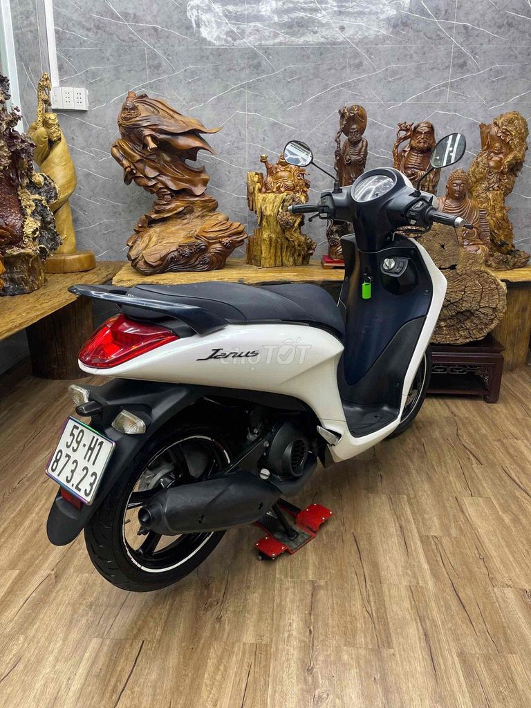 👉Janus. 2018 chính chủ bstp khoá smartkey, máy zin. Mua bán Xe máy tại Quận 7 Tp Hồ Chí Minh được đăng bởi Xe Cũ Hiếu CT hình 2