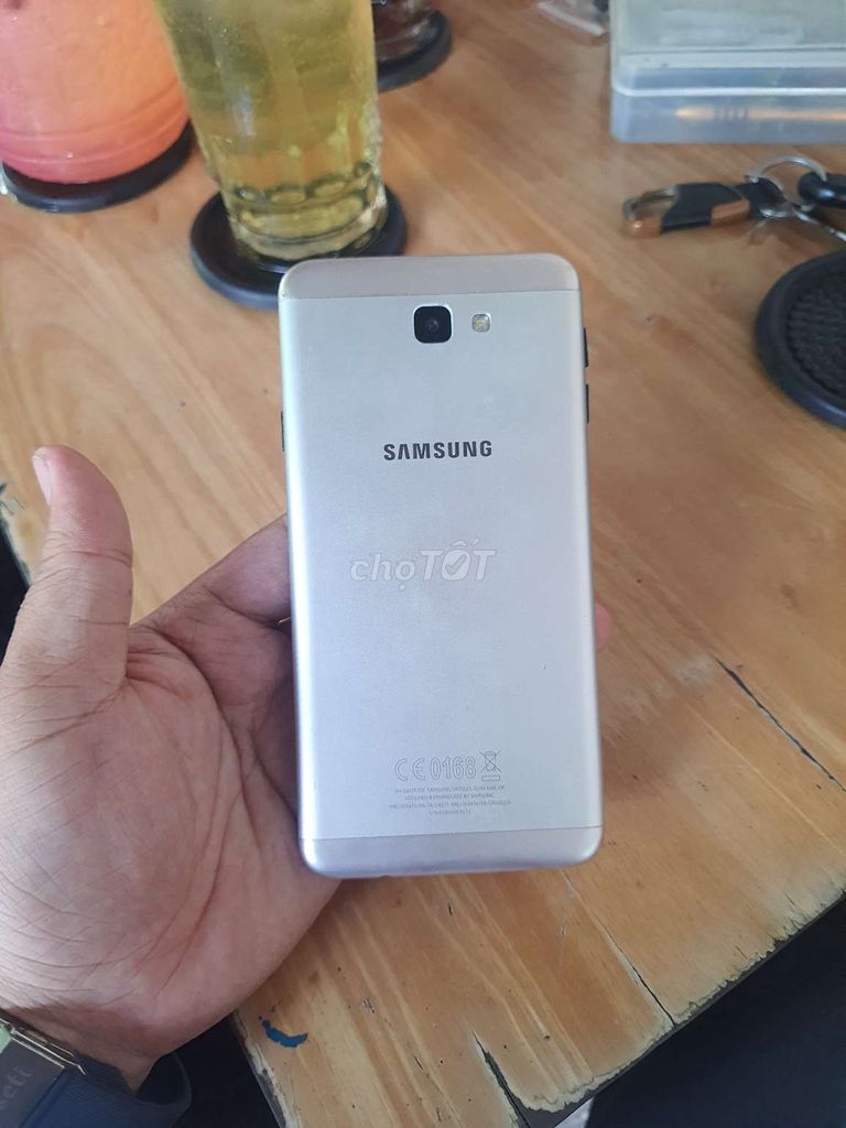 Samsung J7 Prime Vàng 99%. Mua bán Điện thoại tại Quận Ninh Kiều Cần Thơ được đăng bởi  Thi mua bán chao đổi  hình 1