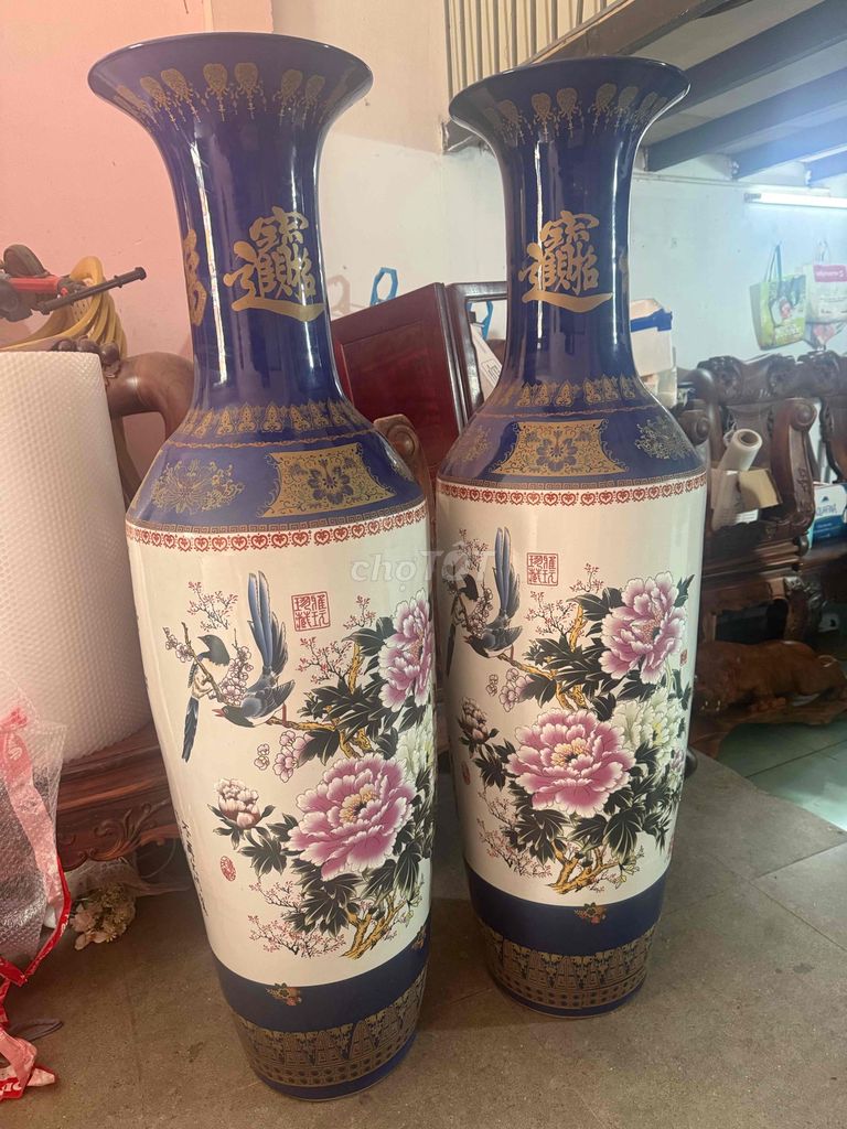 Bình trang trí Gốm sứ Xanh, trắng, đỏ 143cm. Mua bán Cây cảnh, đồ trang trí tại Quận Tân Phú Tp Hồ Chí Minh được đăng bởi Minh nguyễn hình 1