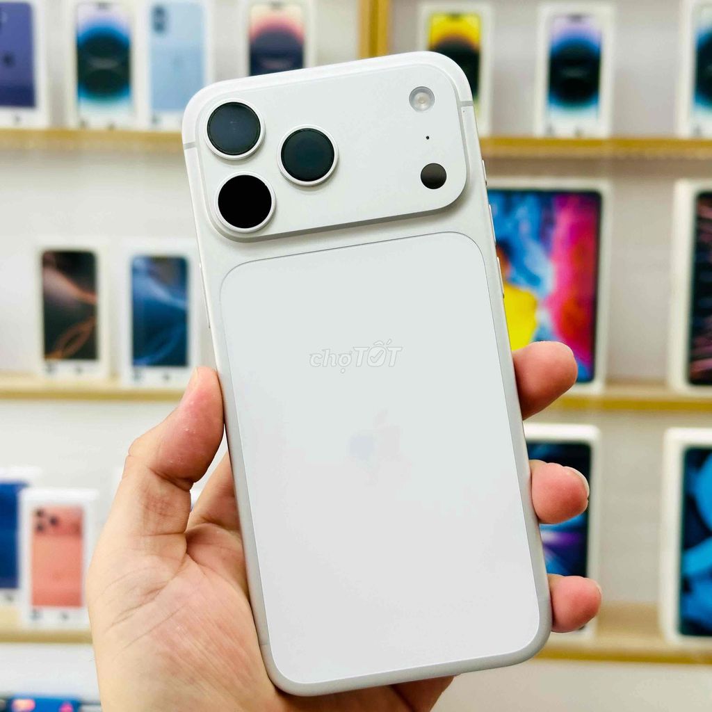 🍎17 PROMAX TRẮNG 256GB QTẾ MỸ SẠC59L P100%BH4/2026. Mua bán Điện thoại tại Quận Ninh Kiều Cần Thơ được đăng bởi Nghĩa Trần Mobile hình 1