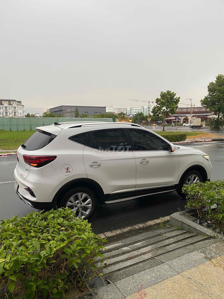 Cho thuê xe tự lai MG MGZS 2023 Luxury 1.5 AT 2WD. Mua bán Ô tô tại Thành phố Rạch Giá Kiên Giang được đăng bởi Hồ Tứ sung hình 3