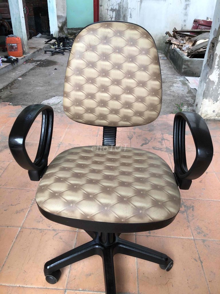 Ghế xoay văn phòng Hòa Phát. Mua bán Đồ dùng văn phòng tại Quận Ngô Quyền Hải Phòng được đăng bởi Thành Đăng hình 1