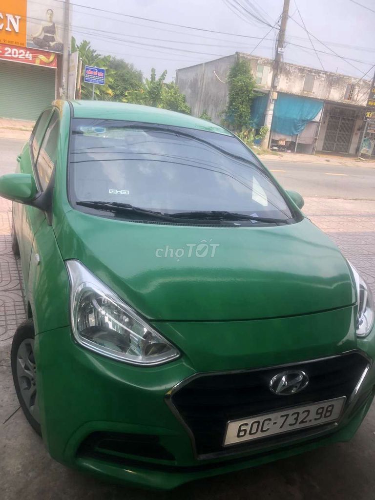 Hyundai Grand i10 2020 Sedan .