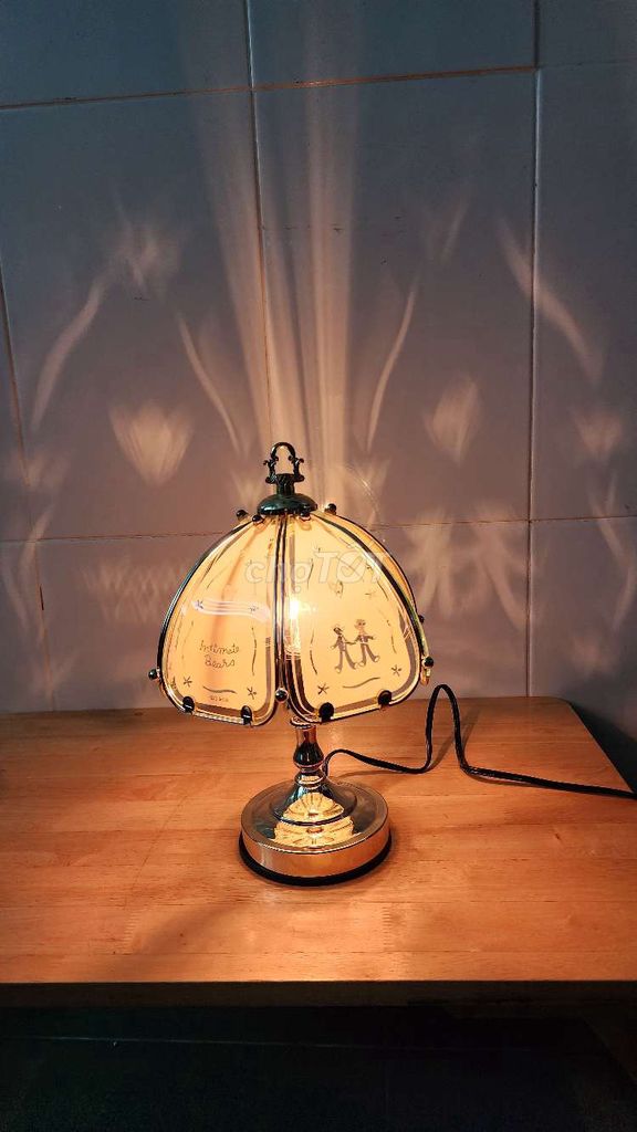 Đèn bàn cảm ứng Kim loại Kính. Mua bán Đèn tại Quận 7 Tp Hồ Chí Minh được đăng bởi khang deco kỹ vật xưa  hình 1