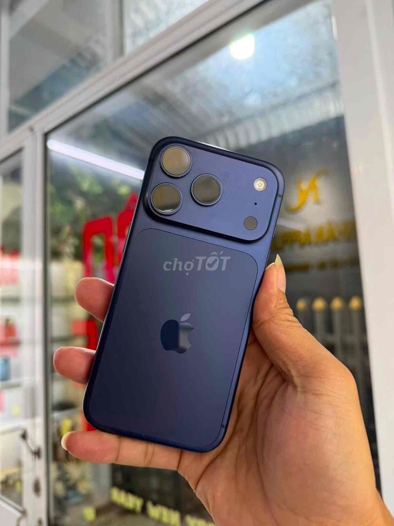 iPhone 17 Pro 256GB Xanh QT 2 E-SIM PIN 100%. Mua bán Điện thoại tại Thành phố Cà Mau Cà Mau được đăng bởi NHAN APPLE hình 1
