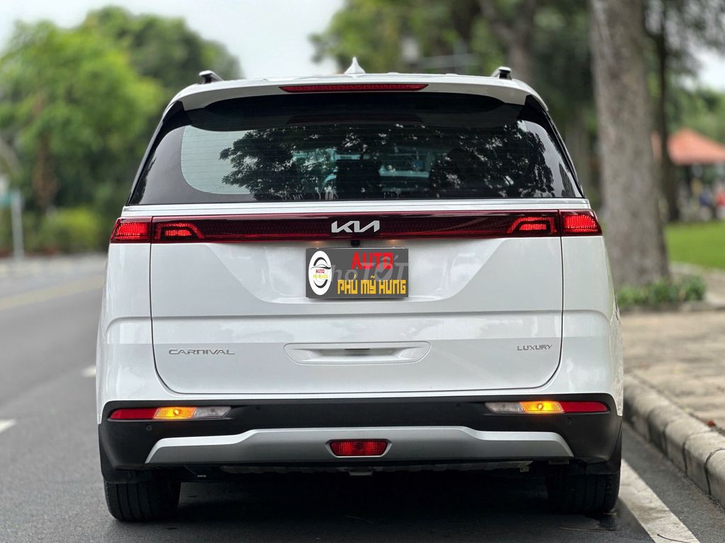 Kia Carnival 2024 Luxury 8 chỗ 11.000km Như Xe Mới. Mua bán Ô tô tại Quận 5 Tp Hồ Chí Minh được đăng bởi Tuấn Sài Gòn Car Auto hình 4
