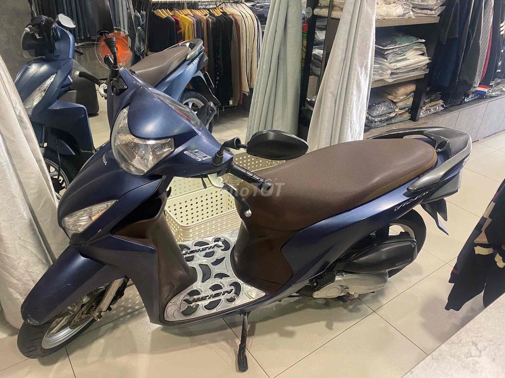 Cần Bán Xe Vision Ngay Chủ Đang Đi. Mua bán Xe máy tại Quận 5 Tp Hồ Chí Minh được đăng bởi Addy Trần hình 3