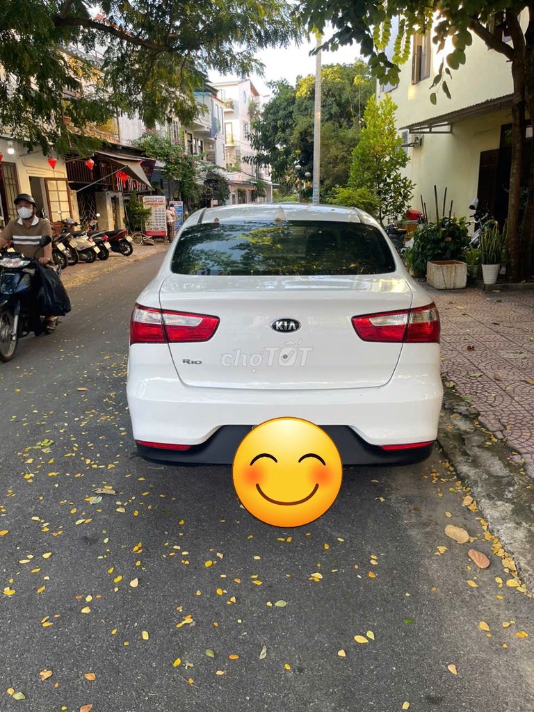 Kia Rio 2017 1.4 MT Sedan - 170000 km. Mua bán Ô tô tại Quận Thanh Khê Đà Nẵng được đăng bởi NGUYỄN NGỌC PHƯỚC hình 3