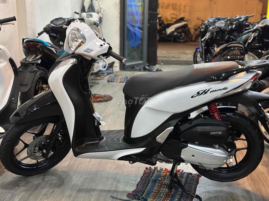 Sh mode 2017 trắng đen siêu đẹp nợ xấu trả 12 triu. Mua bán Xe máy tại Quận Thanh Khê Đà Nẵng được đăng bởi Xe Máy Cũ Hải Nguyễn hình 5