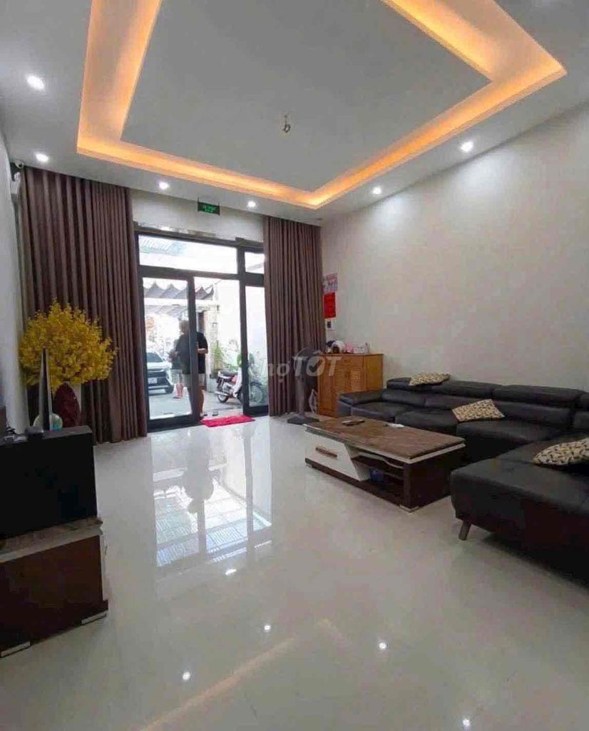 Rent · 5 bd · 300 м² · Quận Ngũ Hành Sơn, ул. Đường Phan Tứ