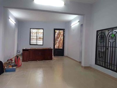 Nhà cho thuê làm văn phòng chuyển phát