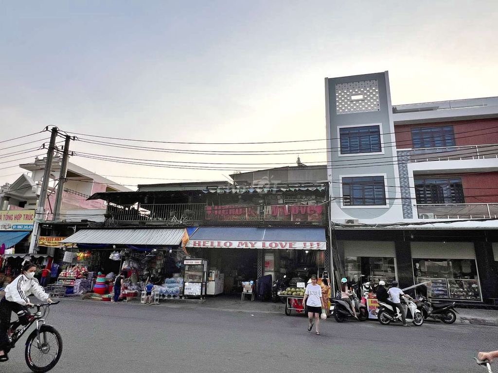 Bán mặt tiền kinh doanh ngang 8 phường An Phú Thuận An