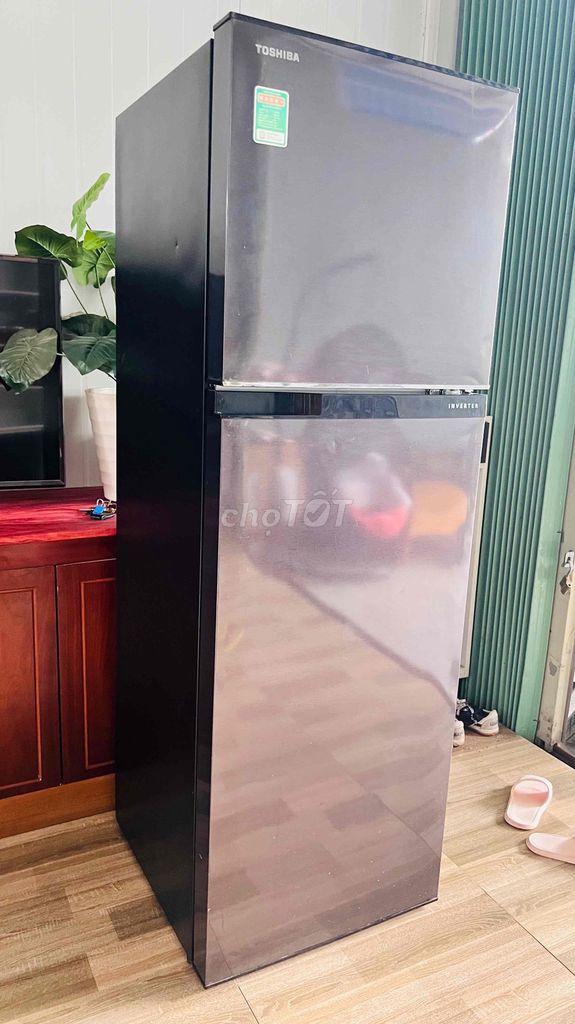 Tủ lạnh Toshiba 250 lít. Mua bán Tủ lạnh tại Thành phố Biên Hòa Đồng Nai được đăng bởi Yến hình 1
