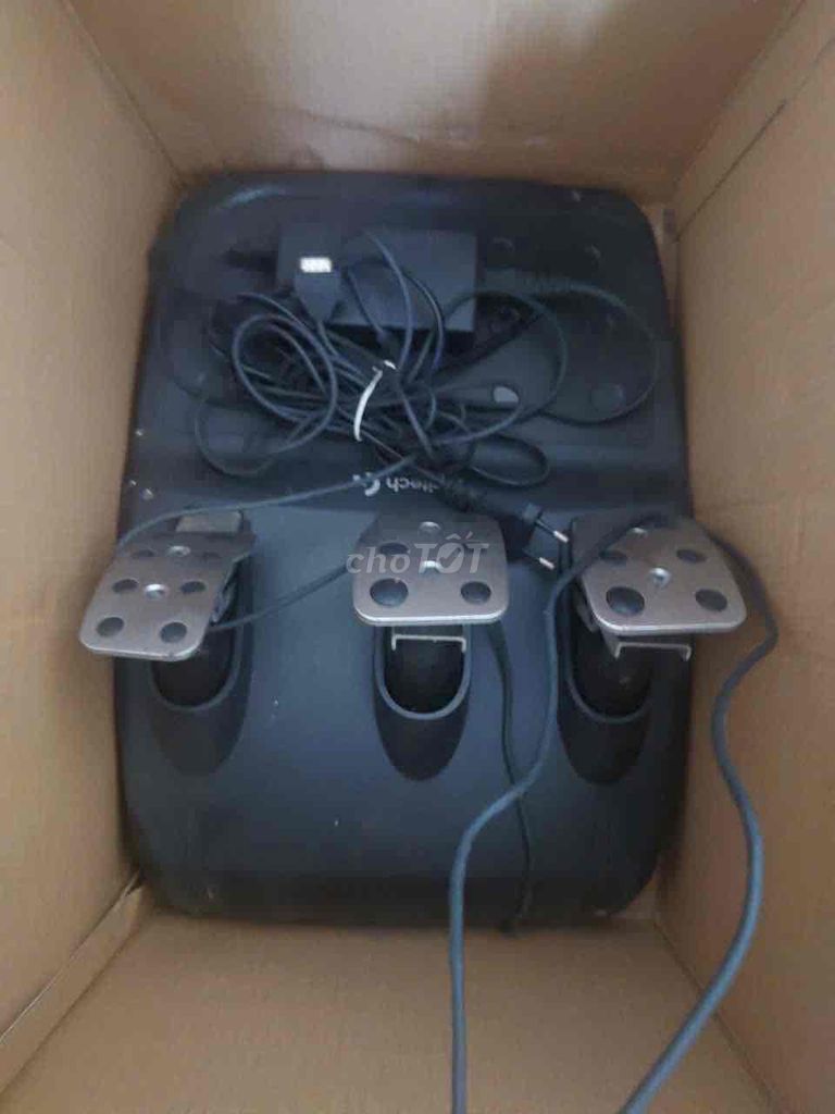 Vô lăng Logitech G29 Driving Force Đen. Mua bán Thiết bị chơi game tại Quận 6 Tp Hồ Chí Minh được đăng bởi NGUYỄN VĂN DƯƠNG hình 1