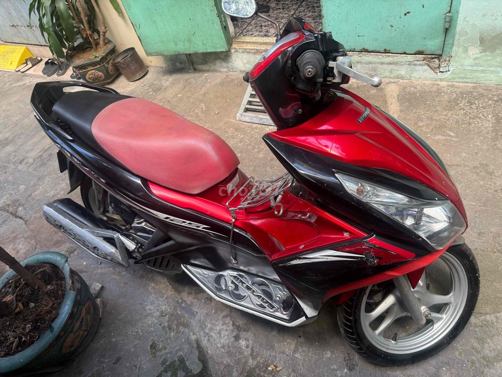 Honda Air Blade 125cc 2015 красно-чёрный Fi