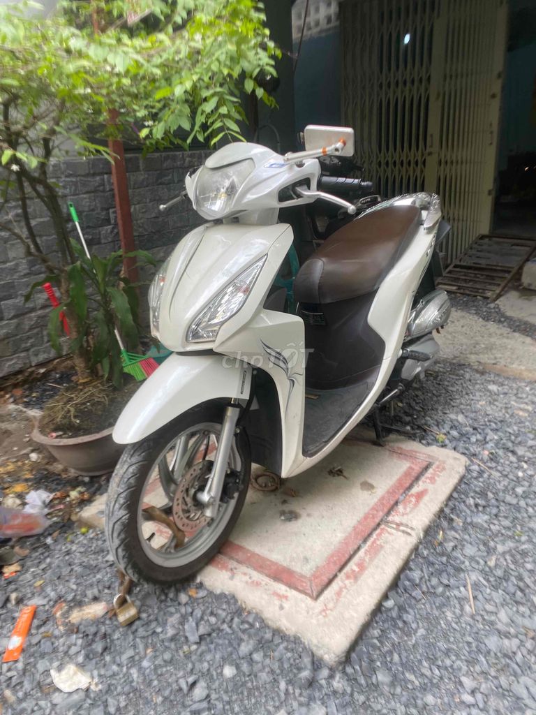 vison ngay chủ mày êm zin chưa bung đầu. Mua bán Xe máy tại Quận 3 Tp Hồ Chí Minh được đăng bởi Phạm thanh Trí  hình 2