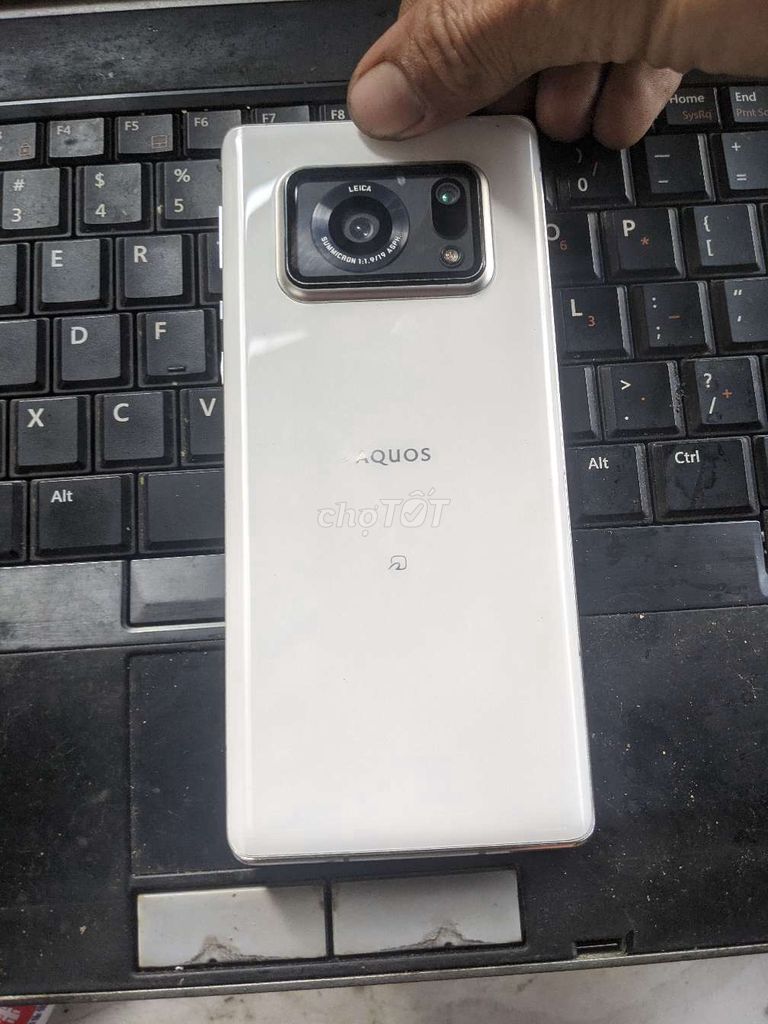 Sharp Aquos R6 ram 12. 256GB zin full tính năng. Mua bán Điện thoại tại Quận 12 Tp Hồ Chí Minh được đăng bởi cầm điện thoại giá tôt hình 1