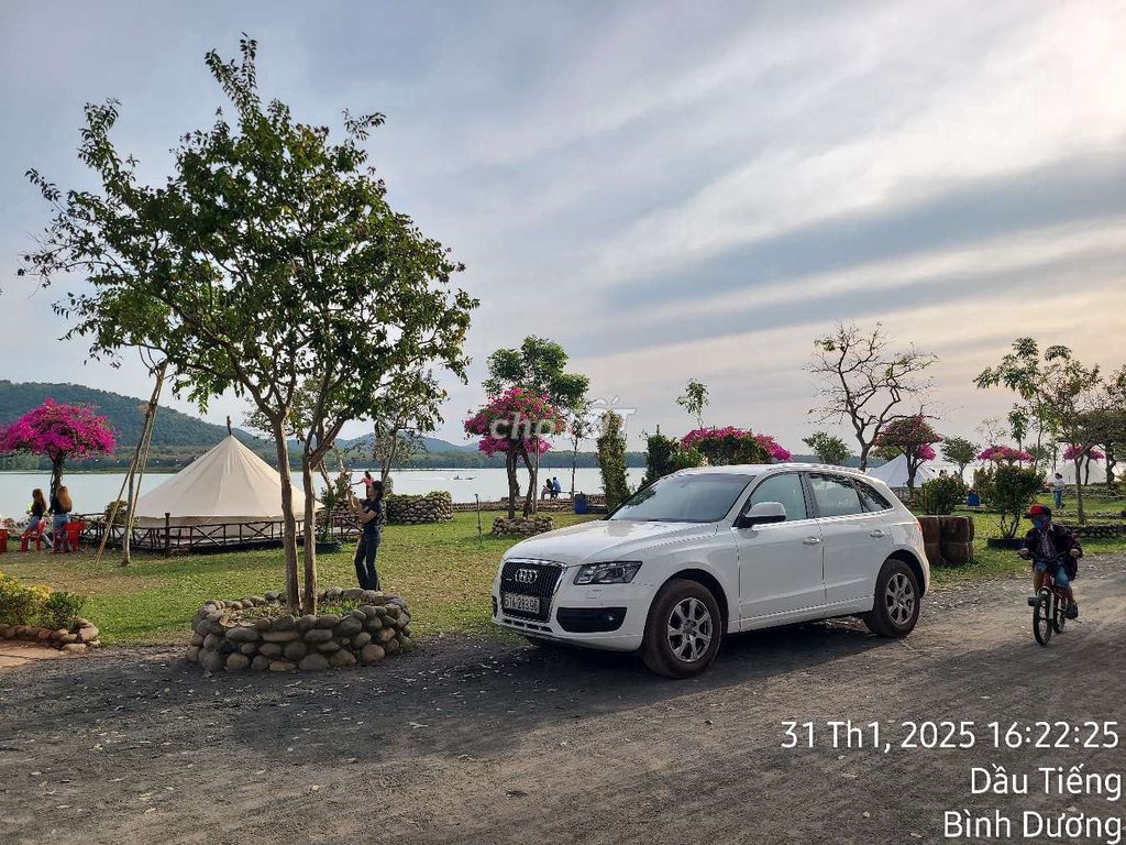 Audi Q5 2011 - 115000 km. Mua bán Ô tô tại Quận 6 Tp Hồ Chí Minh được đăng bởi Hoàn Nguyễn Quốc hình 1