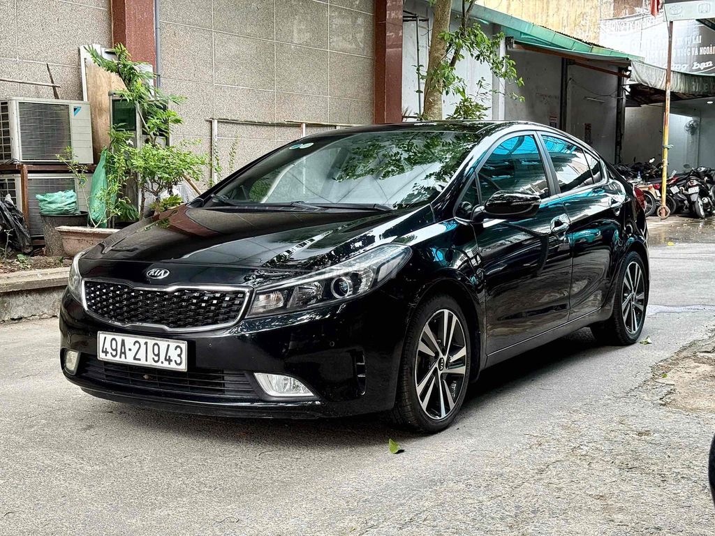 Kia Cerato 2018 2.0 AT - 100000 km. Mua bán Ô tô tại Quận Tân Phú Tp Hồ Chí Minh được đăng bởi Thế Anh hình 2
