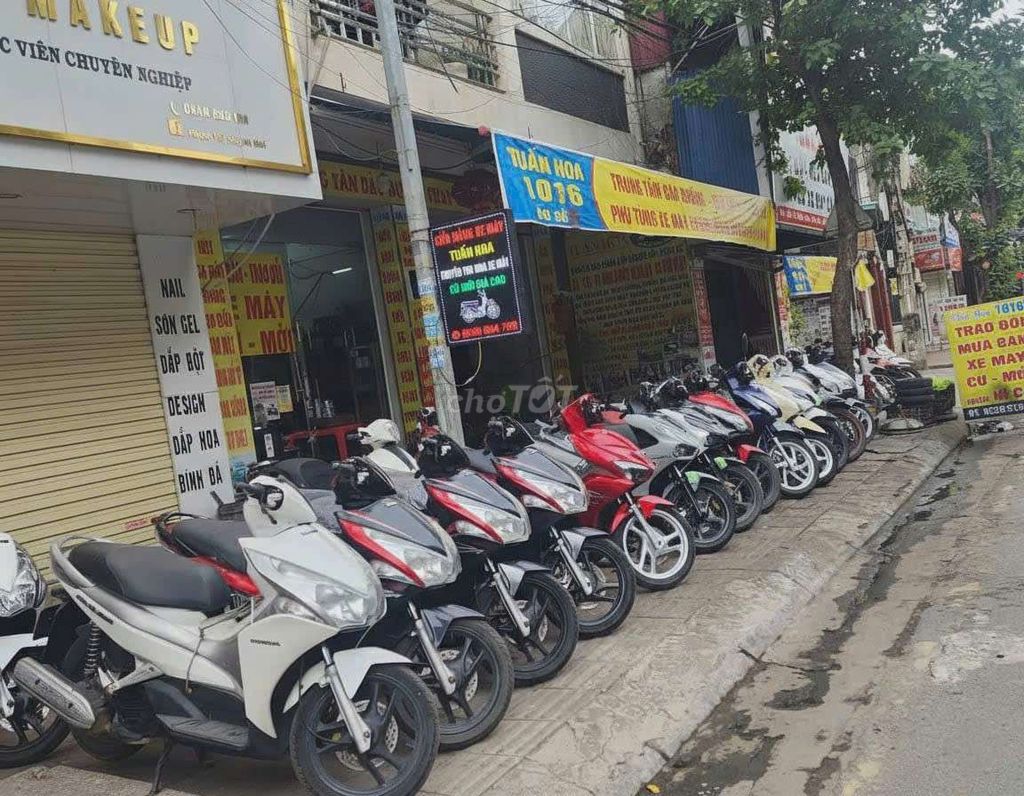 Cần thành lý gấp 1 số xe tay ga máy zin đét. Mua bán Xe máy tại Quận Kiến An Hải Phòng được đăng bởi Hà Minh Tuấn hình 4