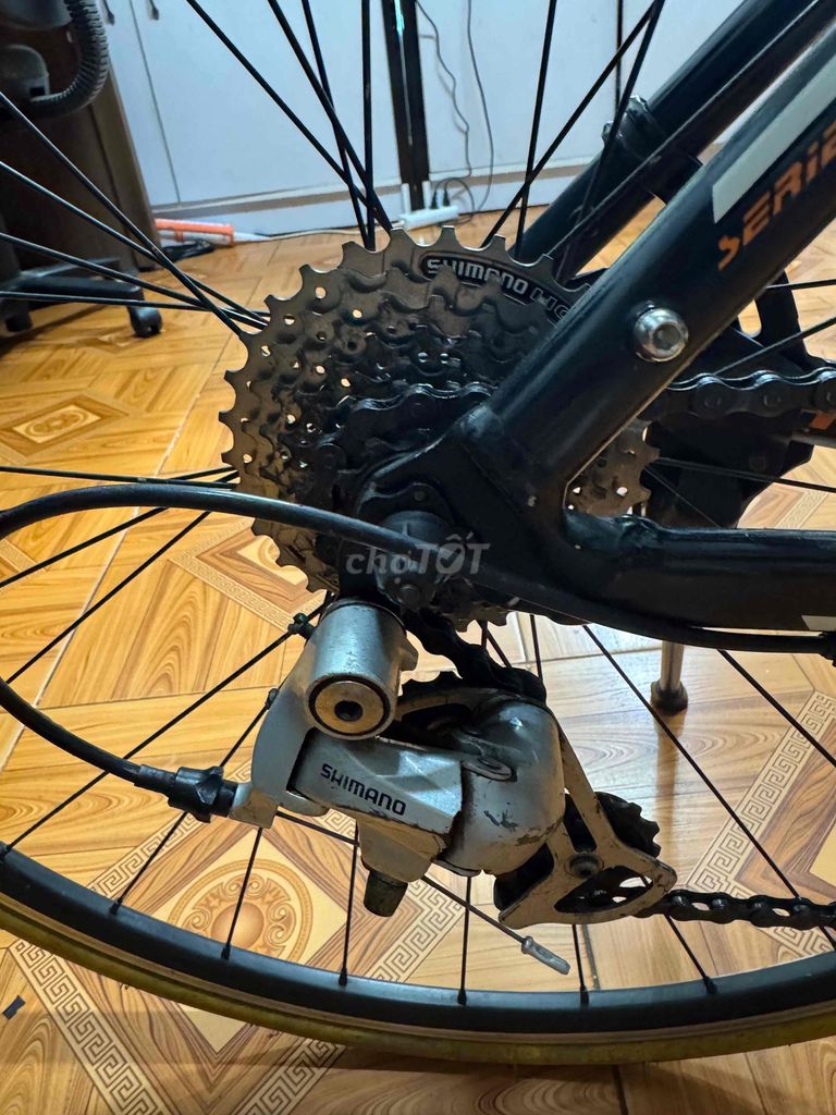 Xe đạp đua GT Series 5 màu đen cam trắng. Mua bán Xe đạp tại Huyện Trảng Bom Đồng Nai được đăng bởi Bảo Bảo hình 5