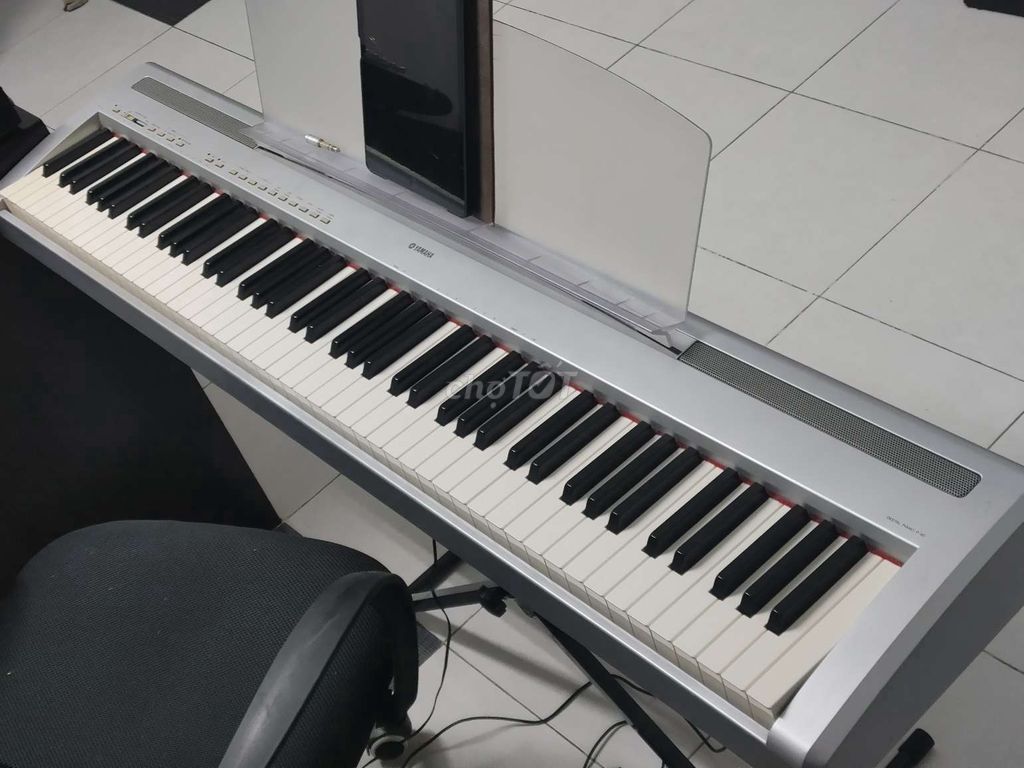 Piano điện Yamaha P95