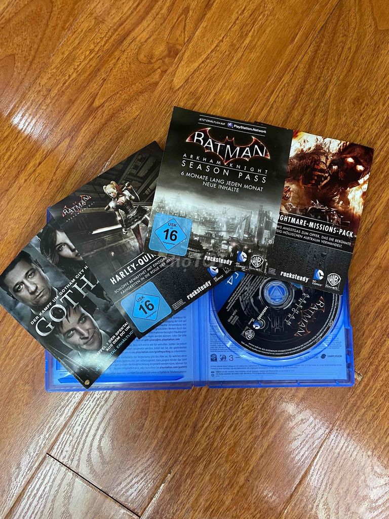 Đĩa Batman Arkham Knight PS4