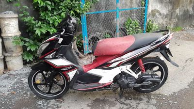 Yamaha Nouvo LX 135 Đen trắng đỏ. Mua bán Xe máy tại Quận Bình Tân Tp Hồ Chí Minh được đăng bởi Mai Trâm