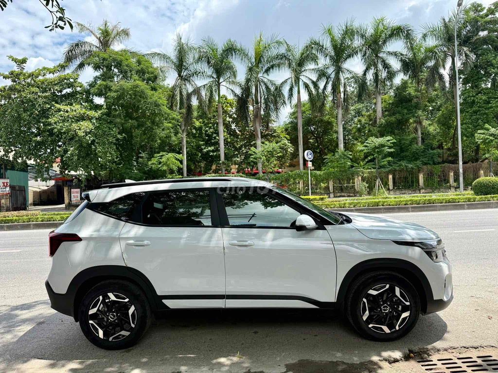 Kia Seltos 2024 1.5 AT - 2000 km. Mua bán Ô tô tại Quận Cầu Giấy Hà Nội được đăng bởi Quang Huy hình 4