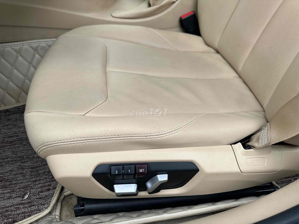 BMW 3 Series 2015 320i - 96839 km. Mua bán Ô tô tại undefined undefined được đăng bởi TIẾN QUÂN CAR hình 9