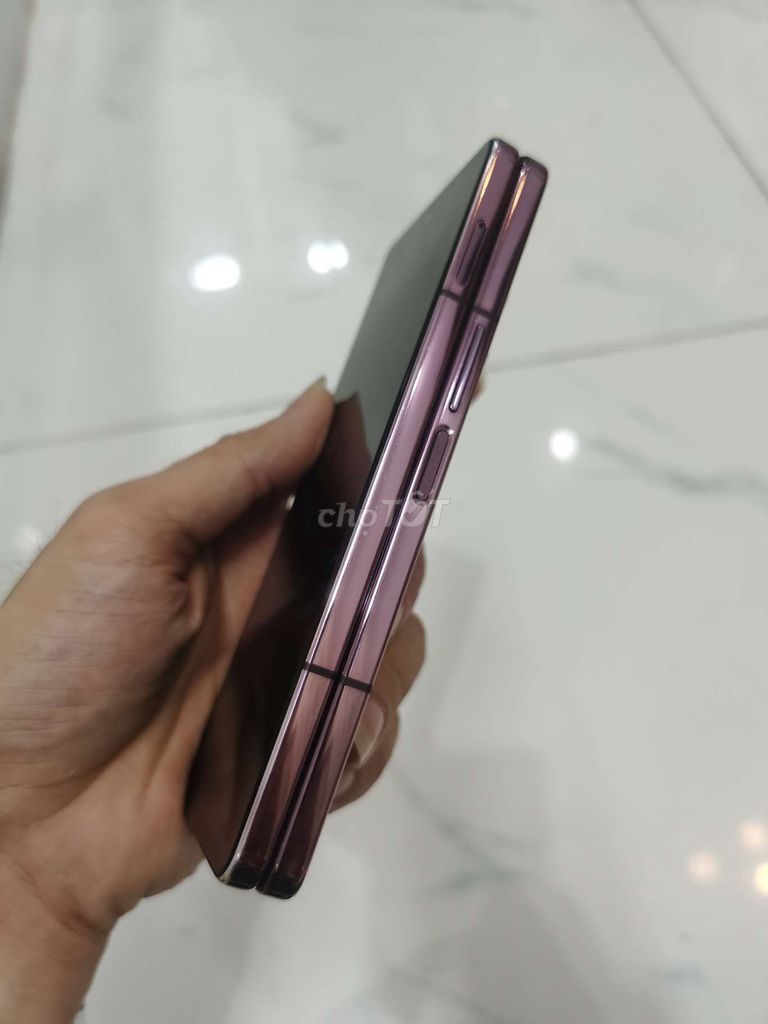 Samsung Z Fold 4 256GB Tím Like New. Mua bán Điện thoại tại Quận Bình Tân Tp Hồ Chí Minh được đăng bởi Mr Zui 18 tuổi rưỡi hình 1