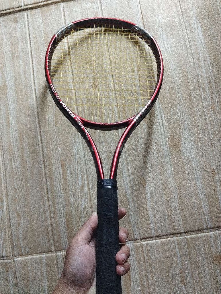 Vợt tennis prince trọng lượng 275g còn rất mới