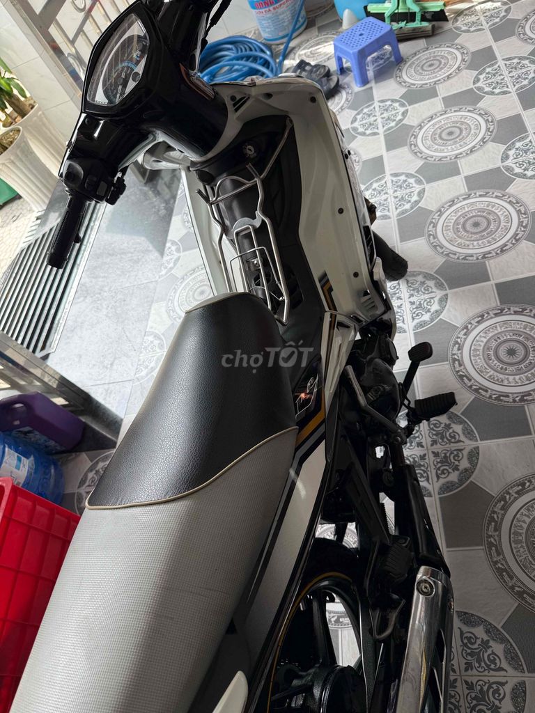 Bán xe exciter zin 2010. Mua bán Xe máy tại Thành phố Phú Quốc Kiên Giang được đăng bởi Thiện Nhân hình 4