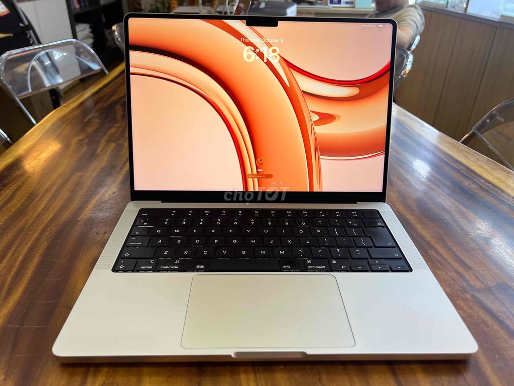 ✅MacBook Pro 14 inch 2021 M1 Pro 16G 512G SILVER