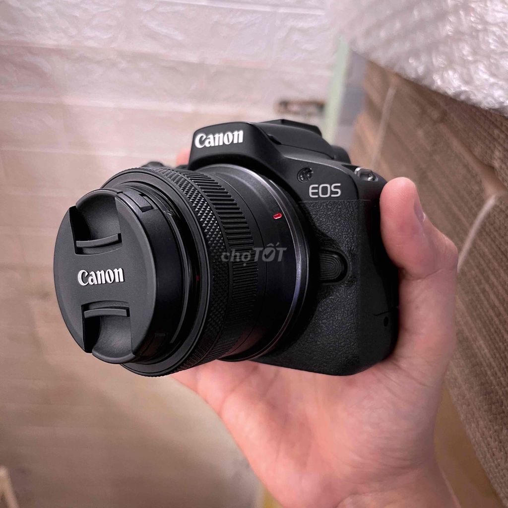 Canon R50 fullbox còn bảo hành chính hãng. Mua bán Máy ảnh, Máy quay tại Quận Sơn Trà Đà Nẵng được đăng bởi Phan Hoàng hình 1