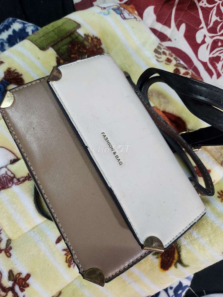 Túi xách nữ để kho bụi. Mua bán Túi xách tại Quận Hồng Bàng Hải Phòng được đăng bởi Nguyễn Hồng hình 1