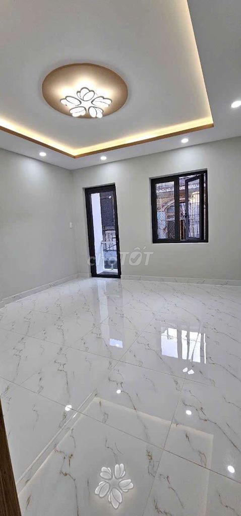 BÁN NHÀ MỚI 100% 4M X10M _ 3PN QUẬN 11