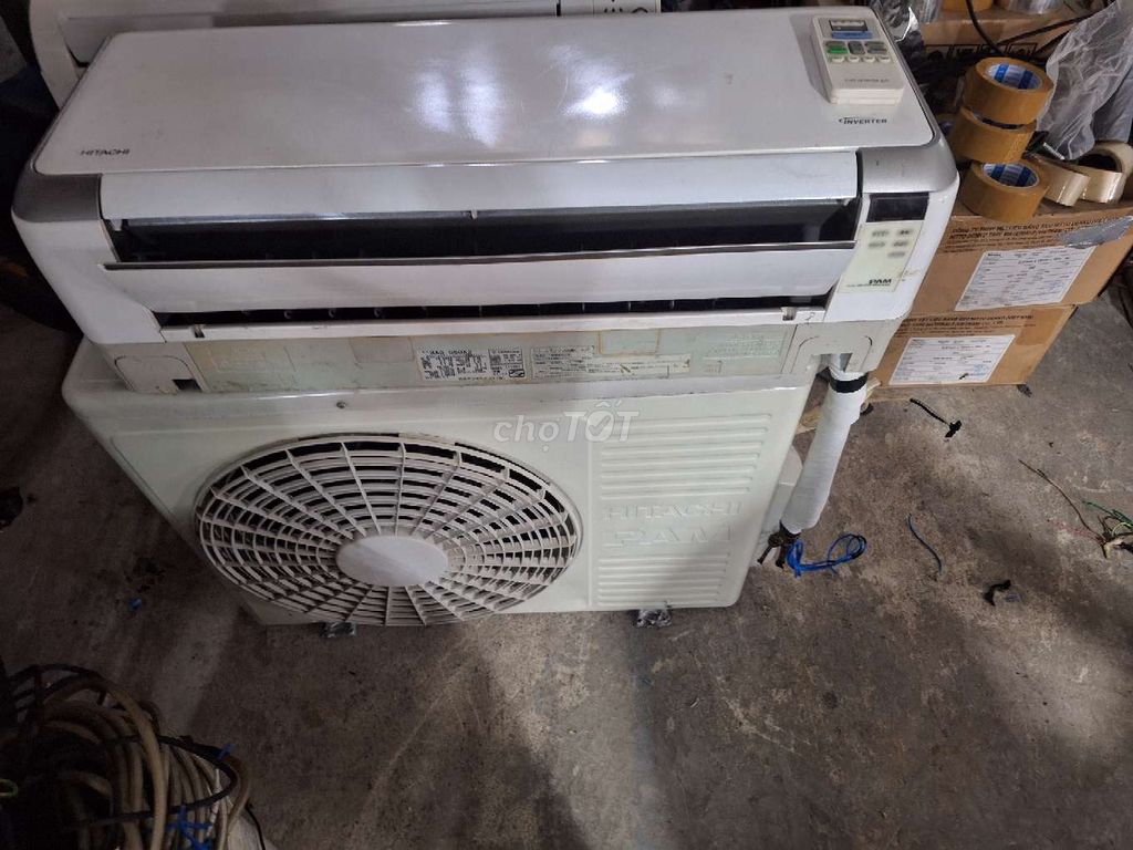 Thanh lý máy lạnh Hitachi 2hp [ tiết kiệm điện]