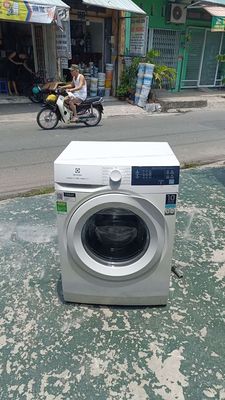 Máy giặt Electrolux 8ky inverter zin mới keng