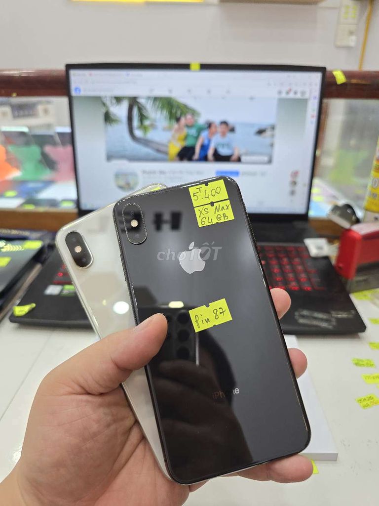 Apple Iphone XS Max 64GB. Mua bán Điện thoại tại Thành phố Long Xuyên An Giang được đăng bởi Facebook Cầm Đồ Thúy Vân hình 1