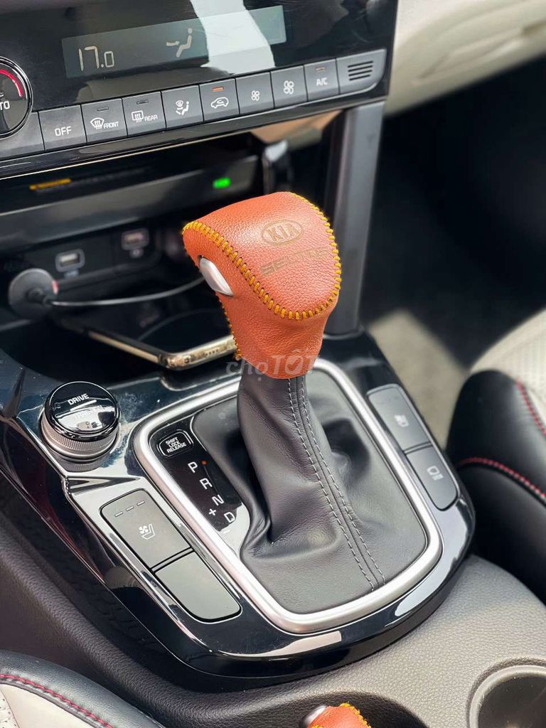 KIA Seltos 2021 1.4 DCT Premium - 50000 km. Mua bán Ô tô tại Quận Long Biên Hà Nội được đăng bởi Trường AN NAM AUTO hình 8