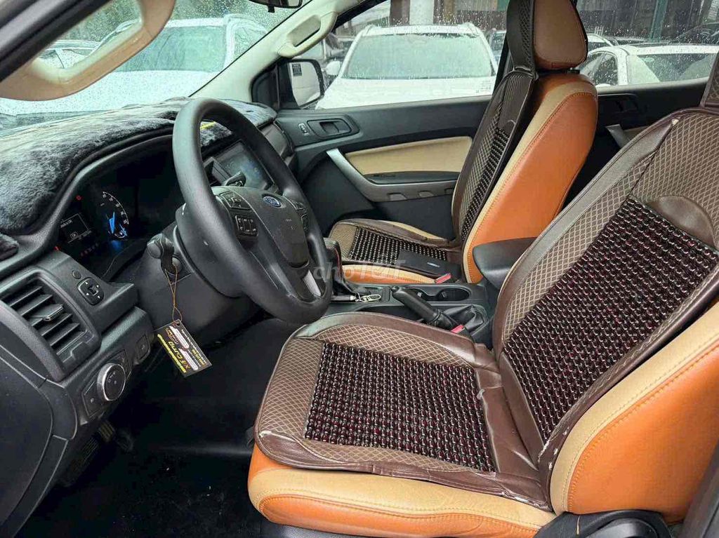 Ford Ranger 2019 XLS AT 4x2. TRẢ TRƯỚC 200 TRIỆU. Mua bán Ô tô tại Quận Bình Tân Tp Hồ Chí Minh được đăng bởi Huỳnh Thái Đảm hình 12