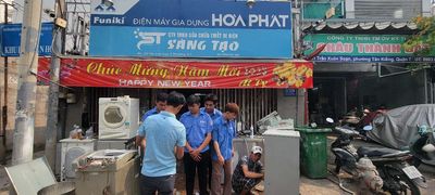Tuyển Phụ Học Nghề Sửa Chữa Máy Lạnh