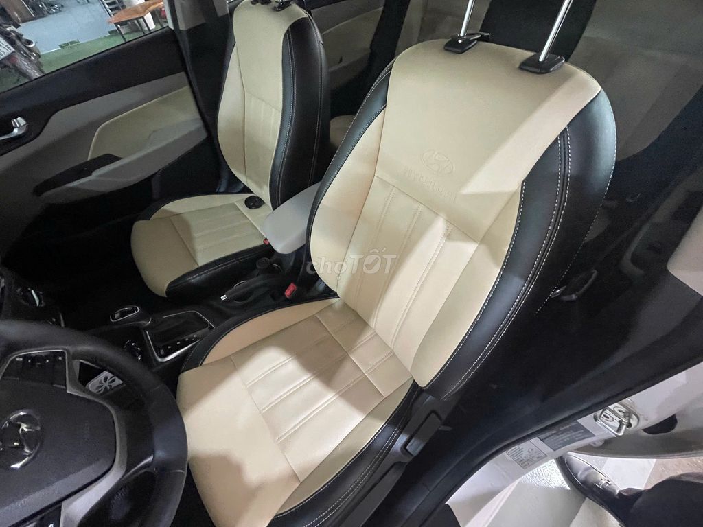 Hyundai Accent 2024 1.4 mới chạy 16800km siêu đẹp. Mua bán Ô tô tại Quận Bắc Từ Liêm Hà Nội được đăng bởi Trung Auto 26 Phạm Văn Đồng hình 11