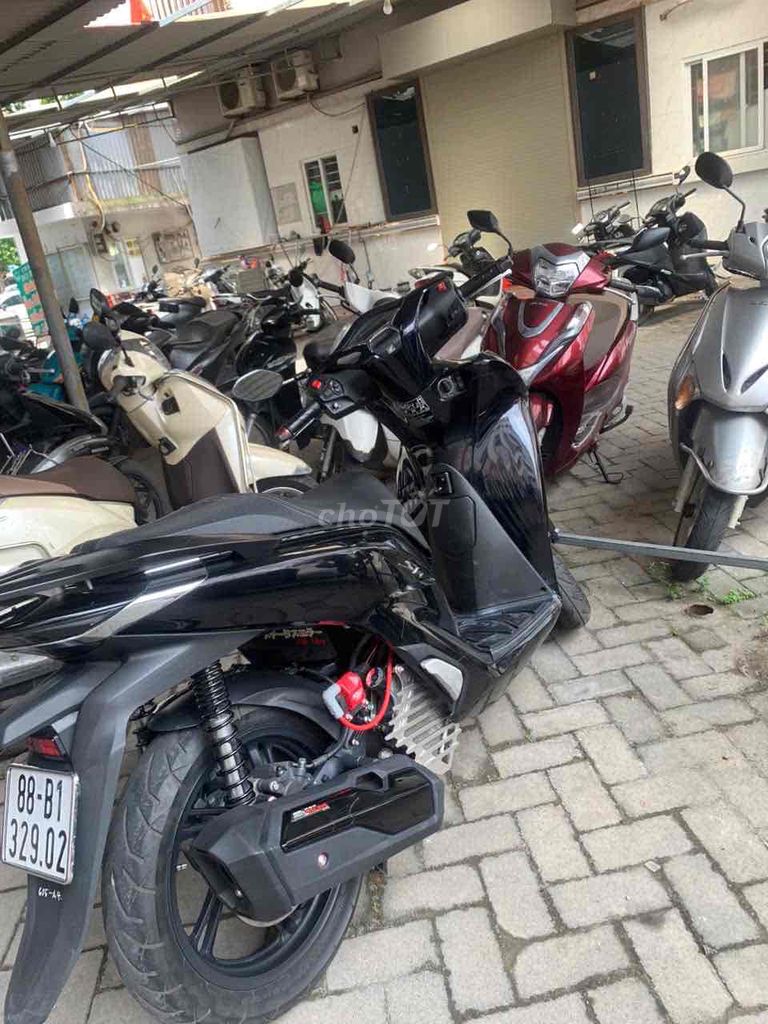 Chính chủ bán xe Sh mua từ mới. Mua bán Xe máy tại Thành phố Vĩnh Yên Vĩnh Phúc được đăng bởi MR Siroo hình 2